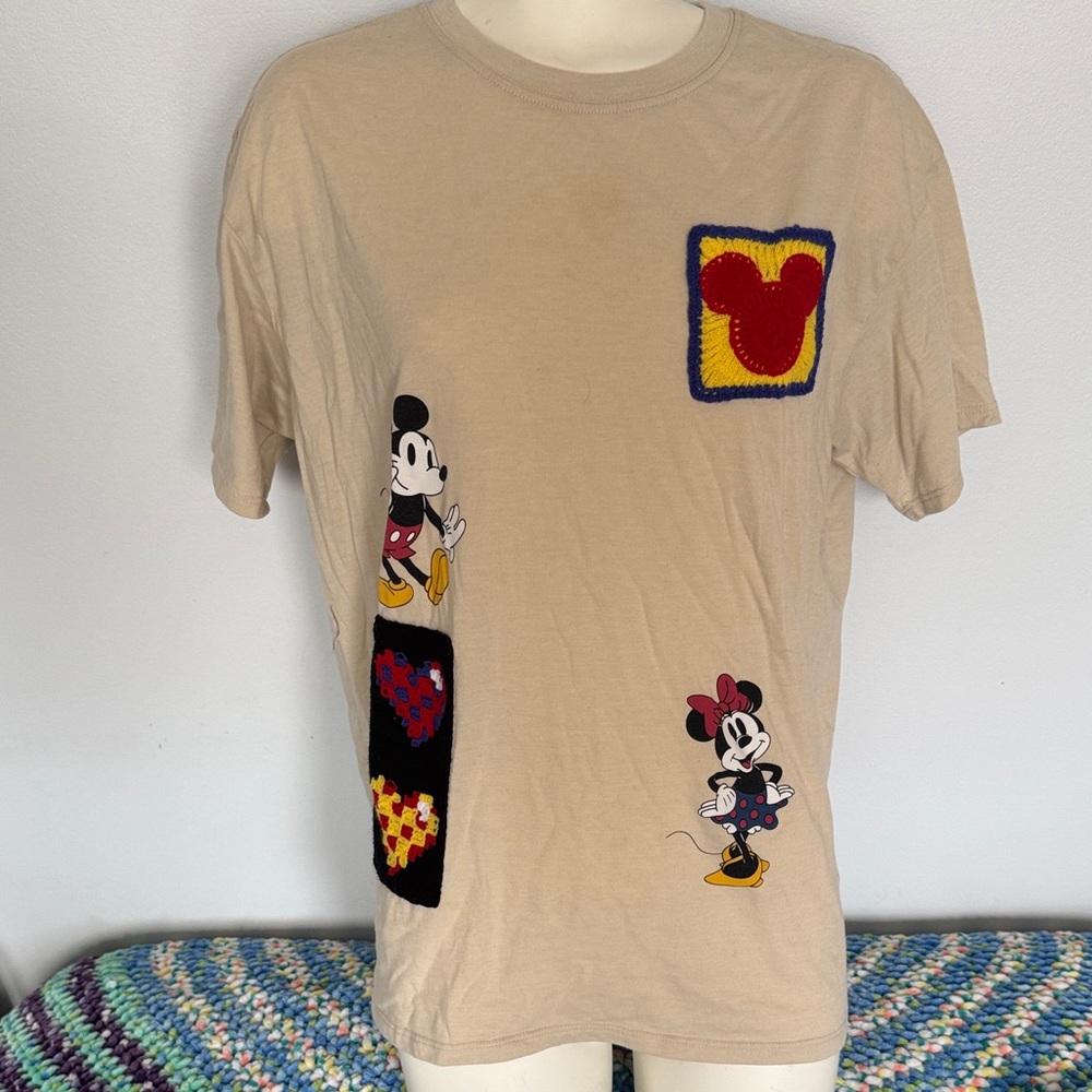 Disney Happy Moments Mickey Minnie Mouse Crochet tee shirt size L